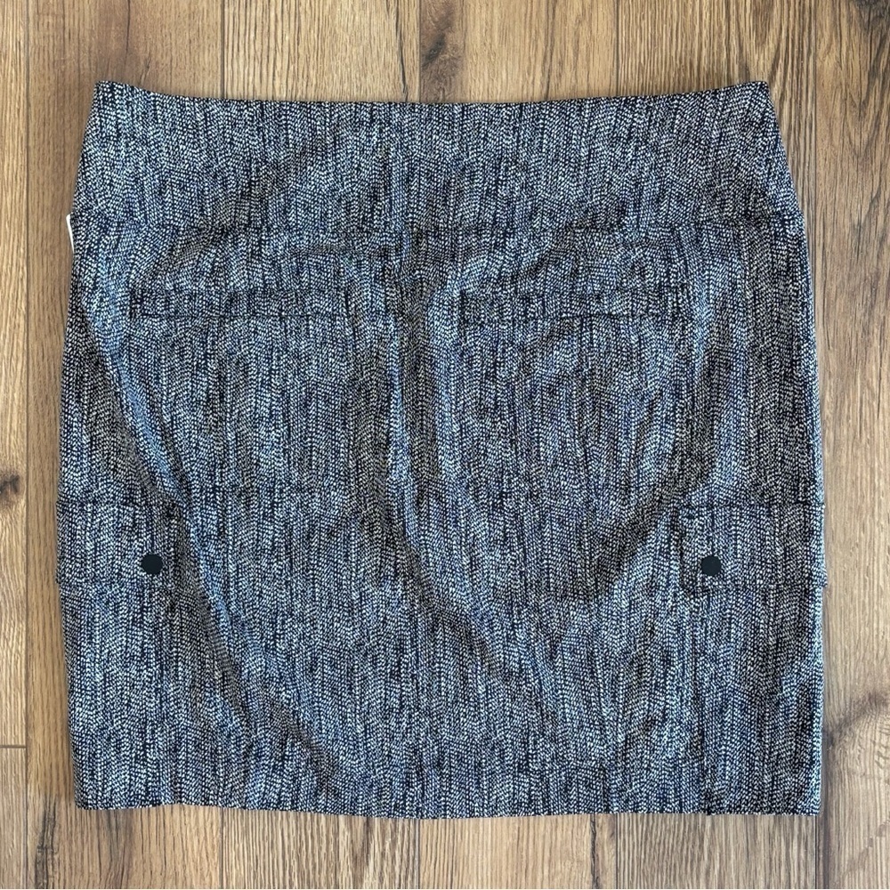 NWT Athleta Women's Delancey Cargo Skirt In Gray Black Size XL - Picture 2 of 8